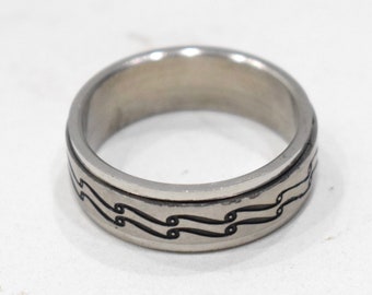 Ring Stainless Steel Etched Spinner Band Ring