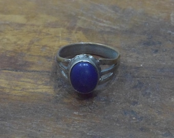 Middle Eastern Silver Blue Glass Kuchi Ring Size 6.5
