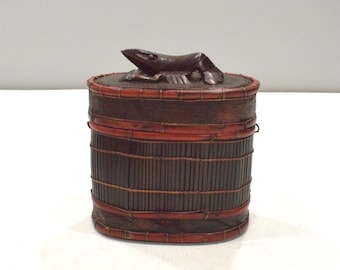 Basket Indonesian Palm Leaf Container Animal Wood Carving Top