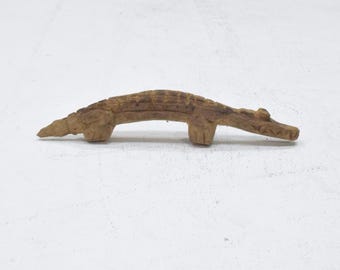 Papua New Guinea Carved Wood Crocodile Handle
