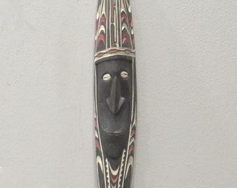 Papua New Guinea Carved Wood Mask Chambri Lakes