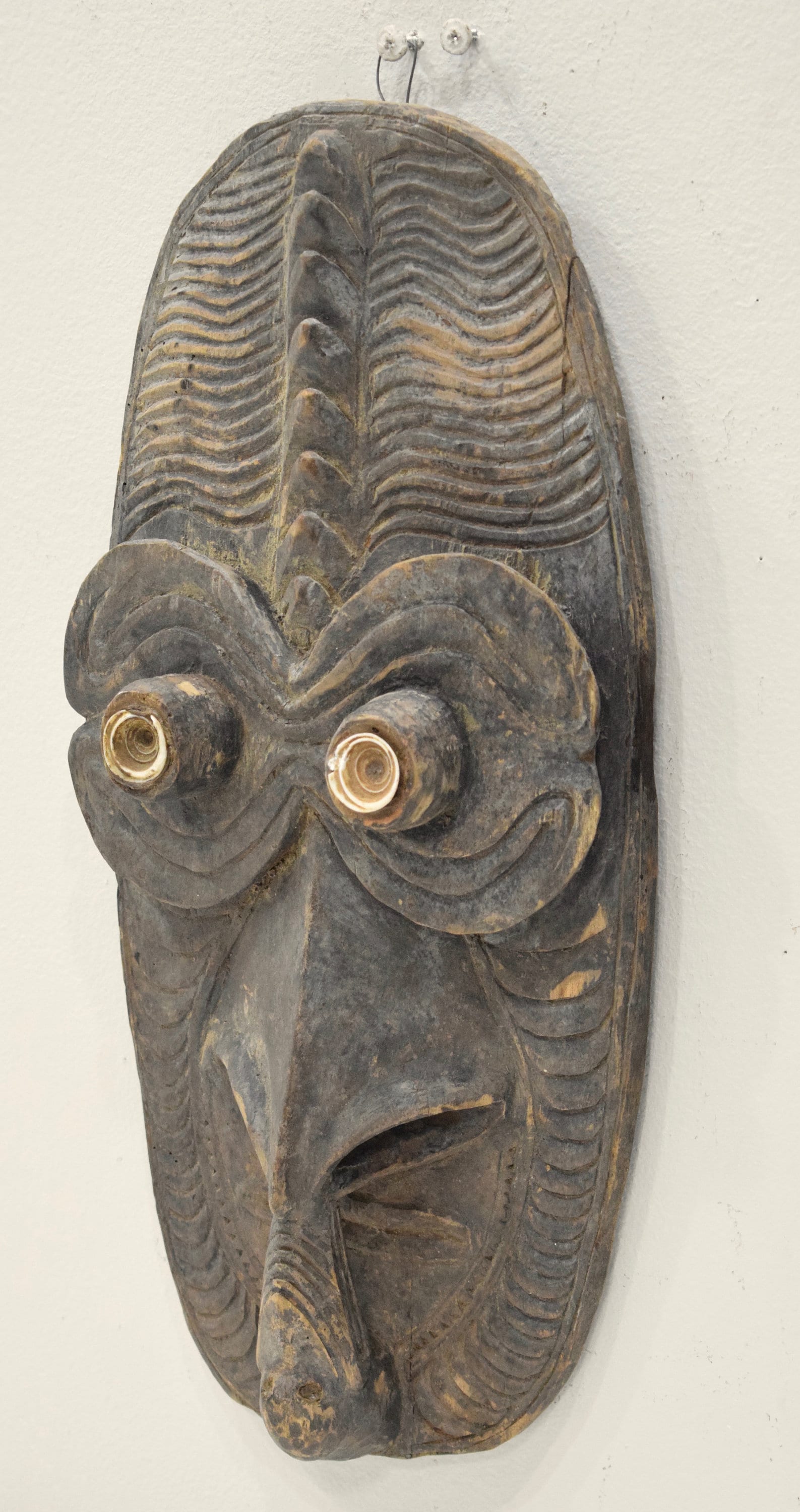 Papua New Guinea Mask Ancestor Kandingai Village Conus Shells Mask