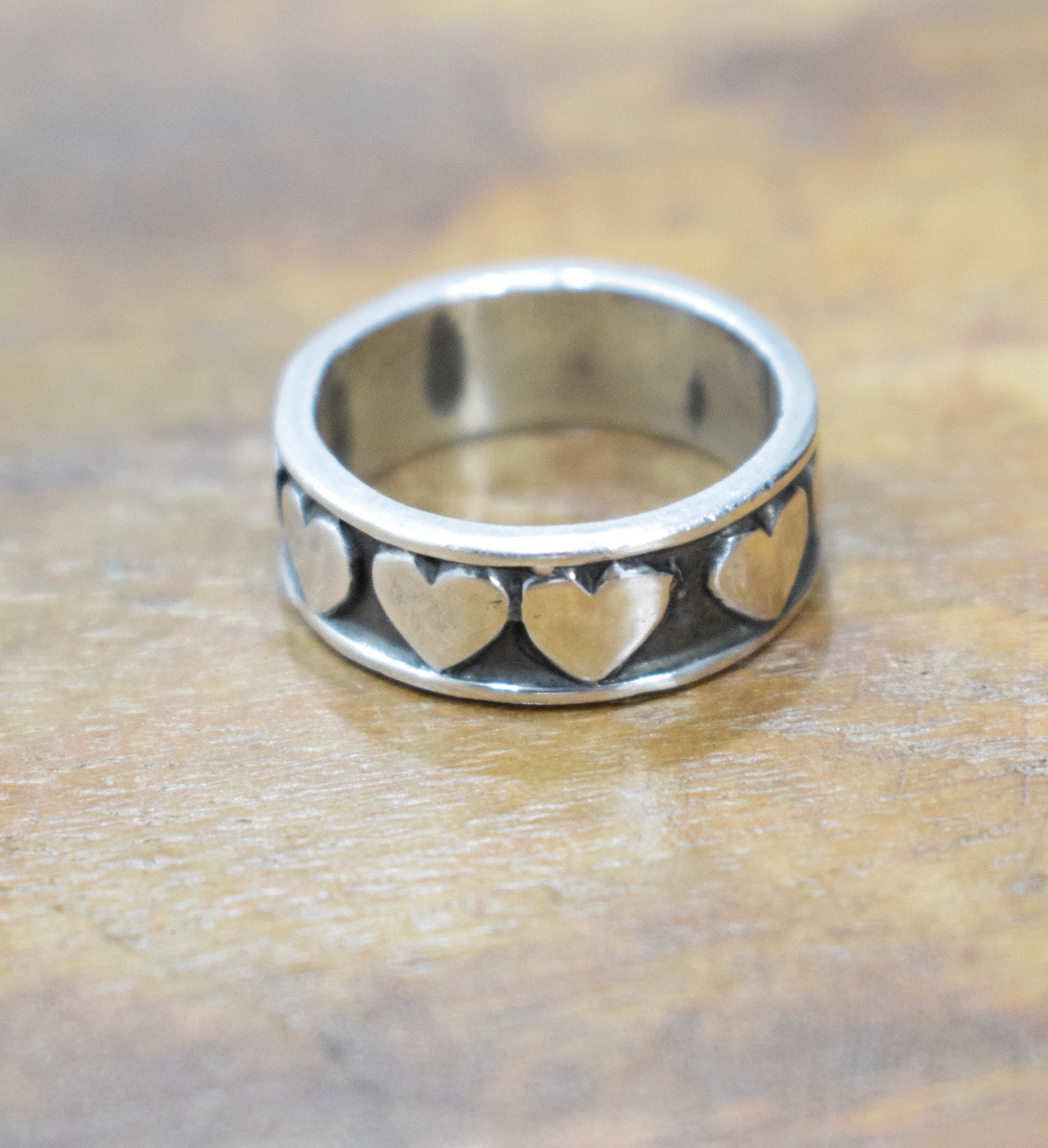 Ring Sterling Silver Grooved Heart Band Ring
