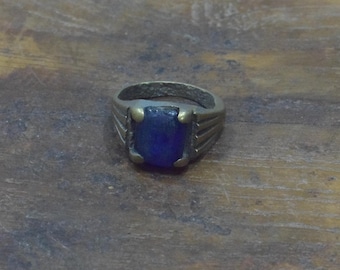 Middle Eastern Silver Blue Glass Kuchi Ring Size 5.5