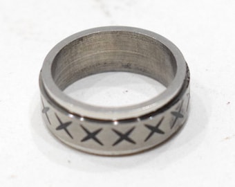 Ring Stainless Steel Etched Spinner Band Ring