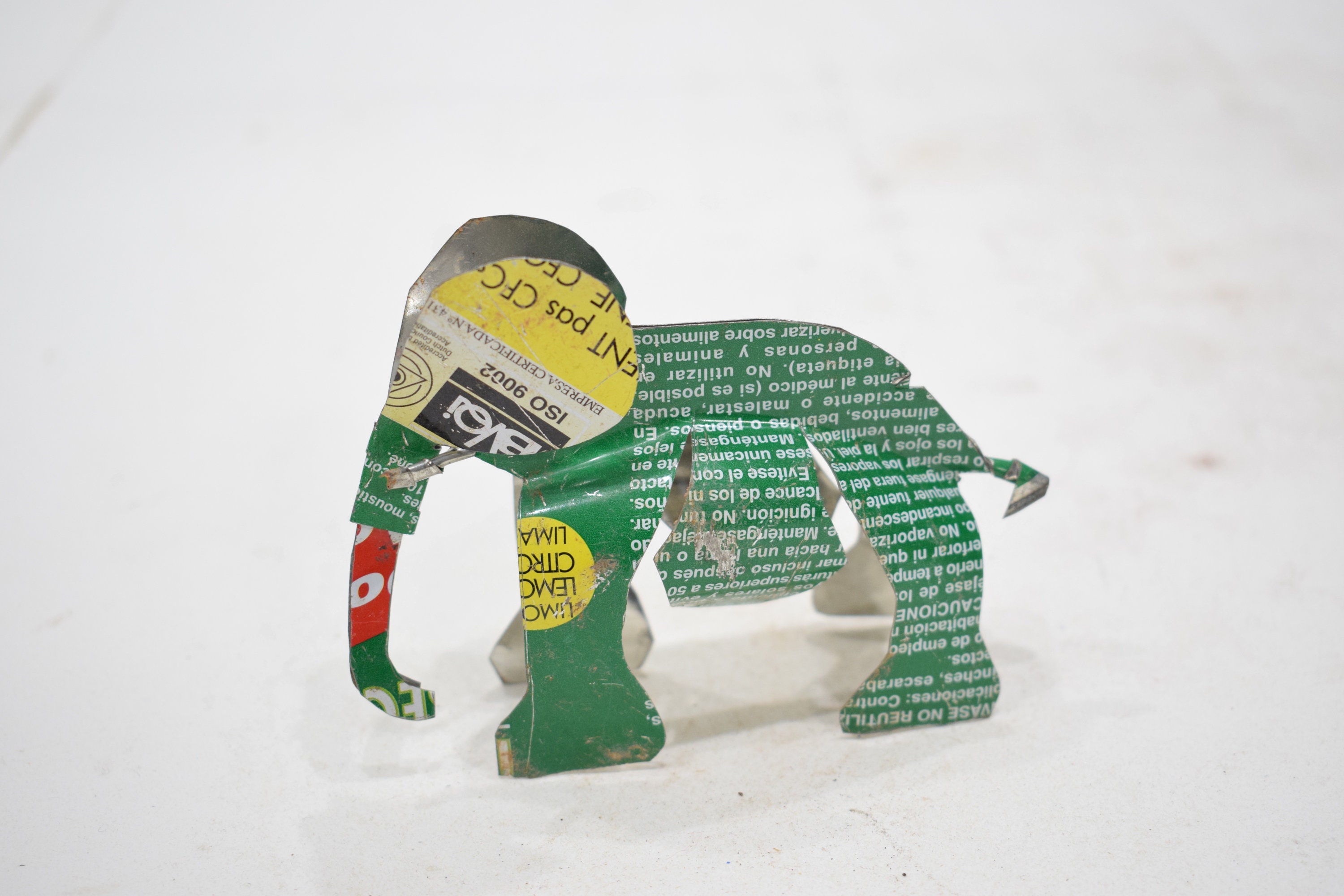 zoo in a tin toy
