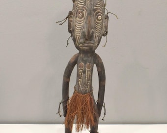 Papua New Guinea Wood Figure Ceremonial Mindimbit Village
