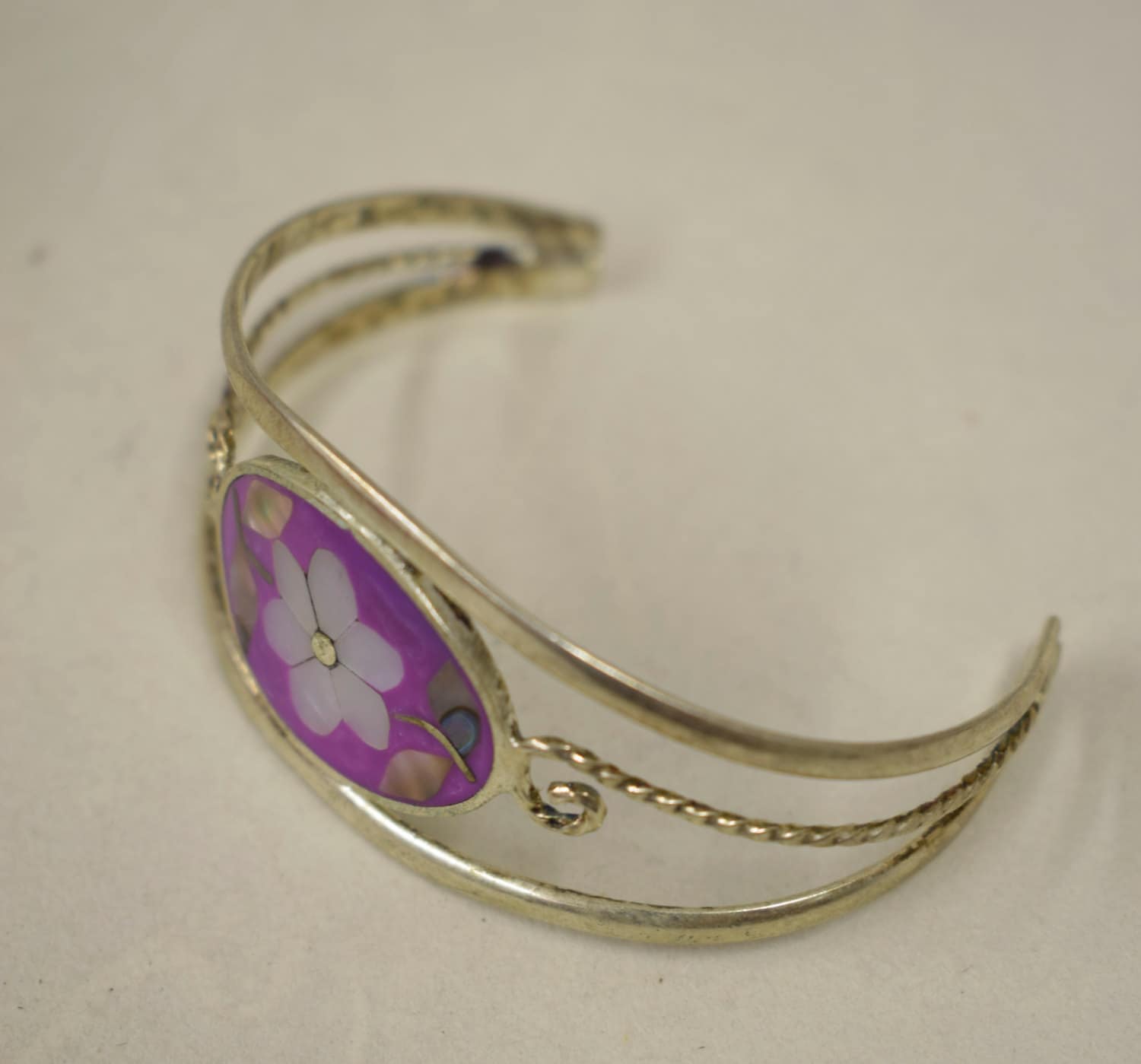 Bracelet Silver Wrist Cuff Shell Mother Pearl Flower Vintage Purple