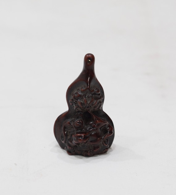 Statue Carved Resin Lotus Pendant Statue