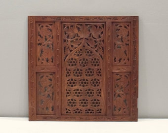 Indian Hand Carved Teak Wood Screen Panel Design