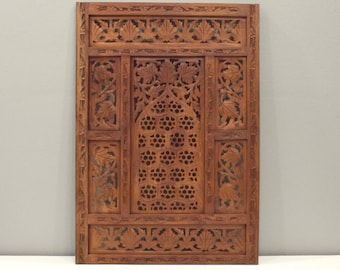 Indian Hand Carved Teak Wood Screen Panel Design