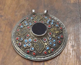 Middle Eastern Silver Onyx Pendant