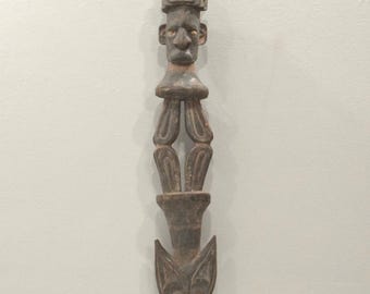 Papua New Guinea Food Hook Statue Blackwater Lakes