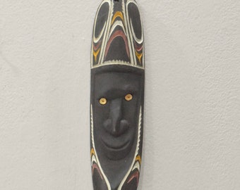 Papua New Guinea Carved Wood Mask Chambri Lakes