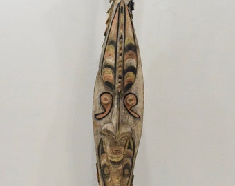 Papua New Guinea Post Double Face April River