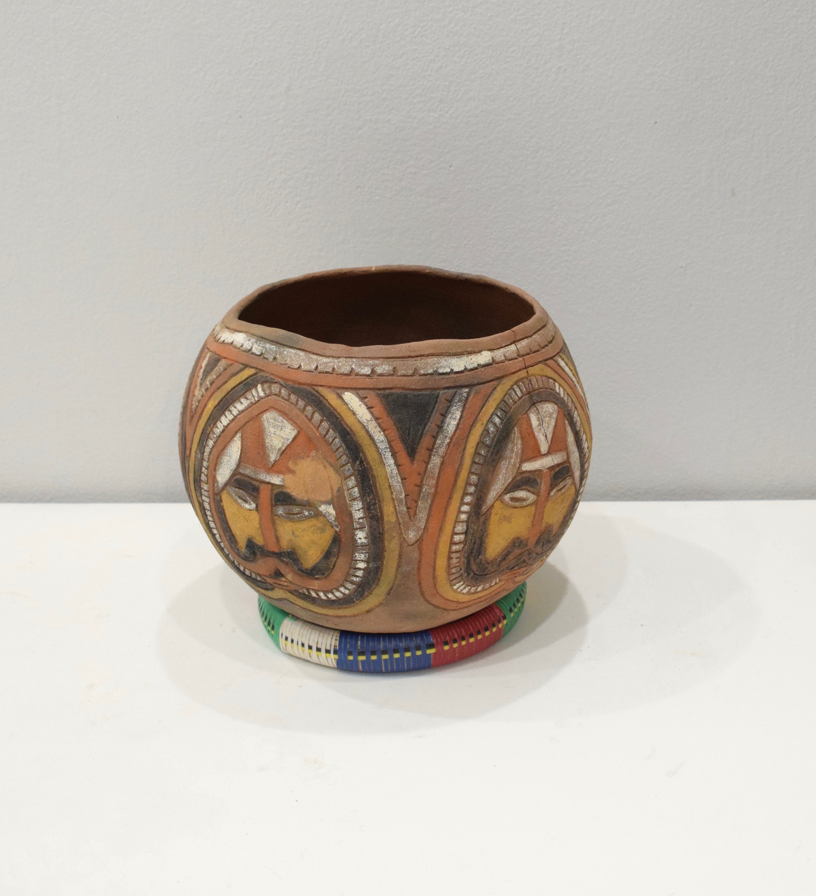 Papua New Guinea Ceramic Clay Pot Abelam Tribe Painted Clan Designs