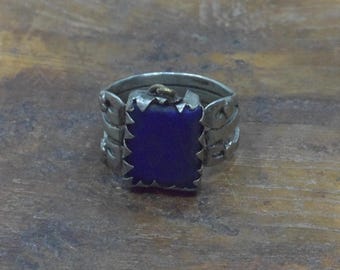 Middle Eastern Silver Blue Glass Kuchi Ring Size 9.5