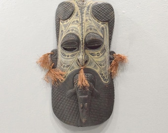 Papua New Guinea Mask Tambanum Tribe East Sepik River