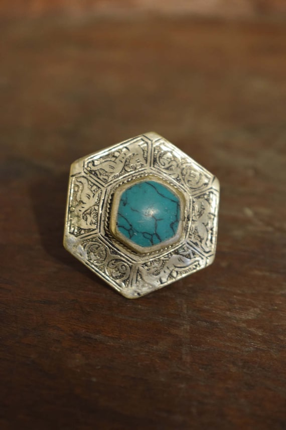 Ring Middle Eastern Silver Turquoise Etched Octago