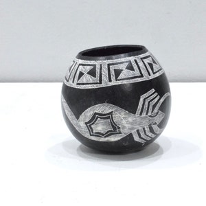 African Black White Etched Gourd Bowl Kamba Kenya