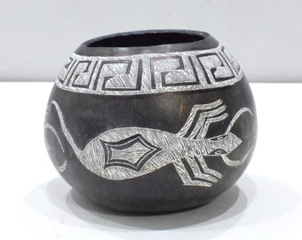 African Black White Etched Gourd Bowl Kamba Kenya