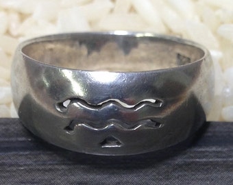 Sterling Silver Band Ring Handmade Handcrafted Etched Waves Southwest Style Boho Unique Silver Band