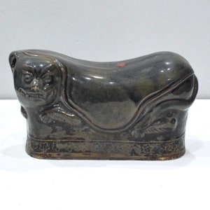 Chinese Antique Porcelain Cat Pillow Head Rest