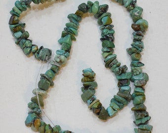 Beads Chinese Turquoise Chip Stone Beads 3mm - 5mm