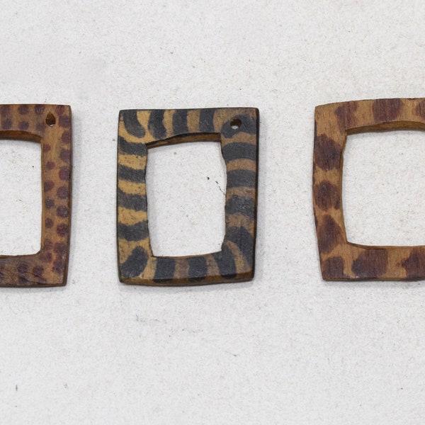 Beads Square Wood Animal Print Pendants 2"
