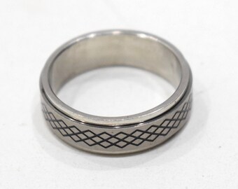 Ring Stainless Steel Etched Spinner Band Ring