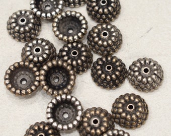 Beads Silver Gold Pebbled Round Bead Caps 17mm