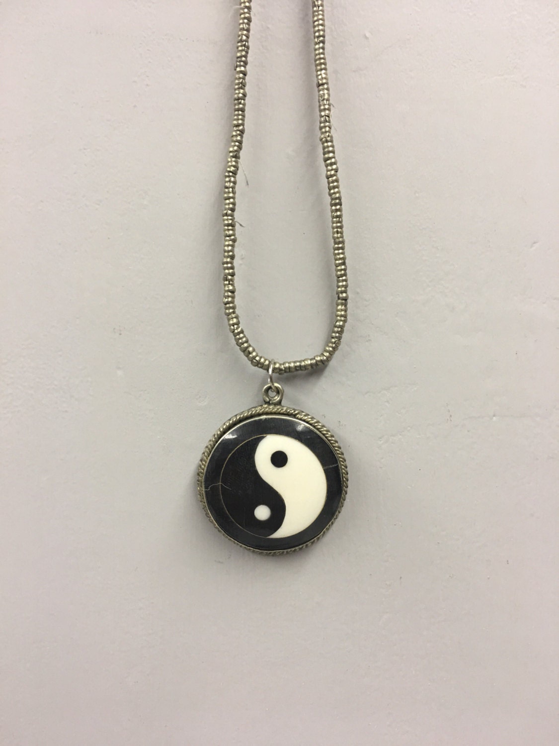 Pendant Yin and Yang Chinese Necklace Handmade Black Horn Dark White Bone Necklace Jewelry