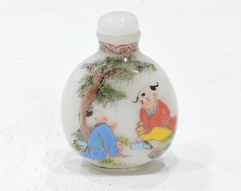 Chinese Porcelain Snuff Perfume Bottle Glass Painted Scene