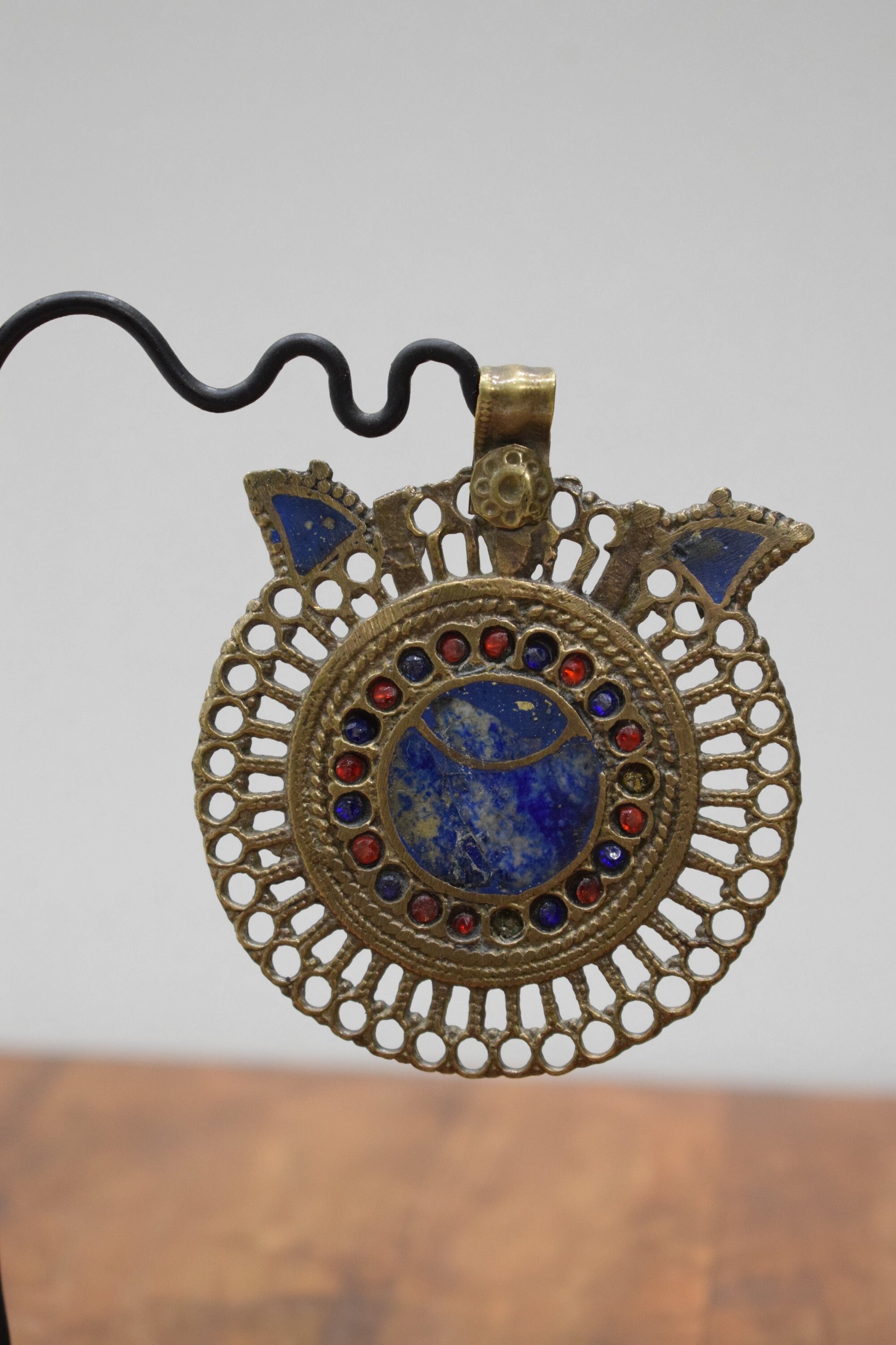 Kuchi pendant deals