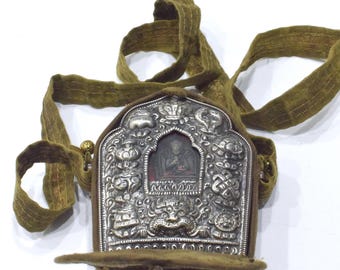 Tibetan Buddhist Ghau Shrine Traveling Prayer Shrine