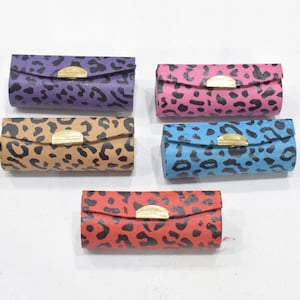 Estuche de lápiz labial con espejo y estampado animal para dama