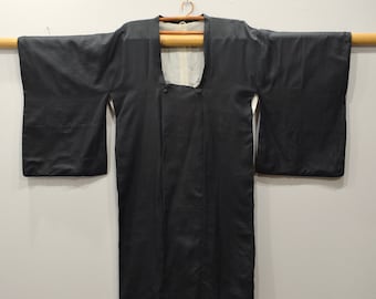 Kimono Japanese Black Button Kimono