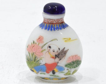 Chinese Porcelain Snuff Perfume Bottle Glass Painted Scene