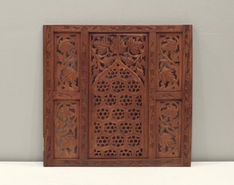 Indian Hand Carved Teak Wood Screen Panel Design