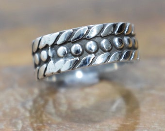 Ring Sterling Silver Etched Band Ring