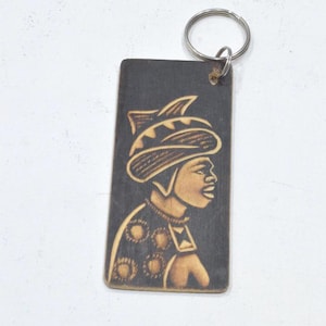 Porte-clés africain en bois sculpté