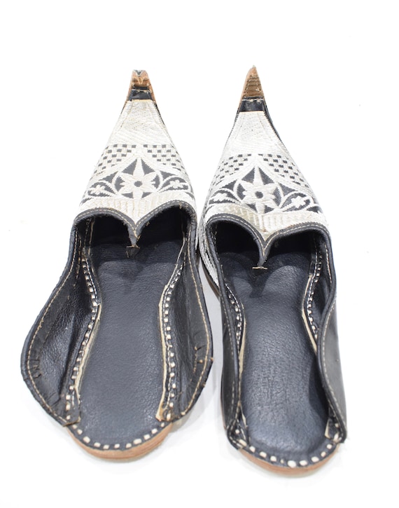 Shoes Silver Embroidered India Leather Wedding Sh… - image 1
