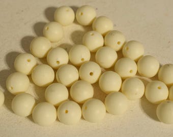 Beads White Round Plastic Beads 12mm