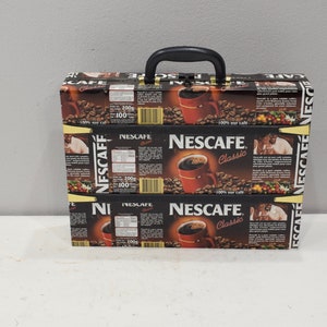 Porte-documents africain en boîte de conserve recyclée Sénégal