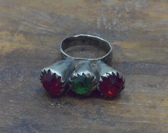 Middle Eastern Silver Three Red Green Glass  Prong Kuchi Ring Size 7.5