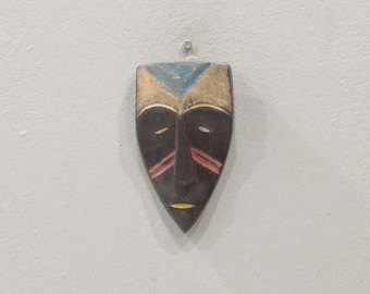 African Masks & Statues 