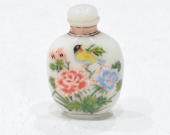 Chinese Porcelain Snuff Perfume Bottle Glass Painted Scene