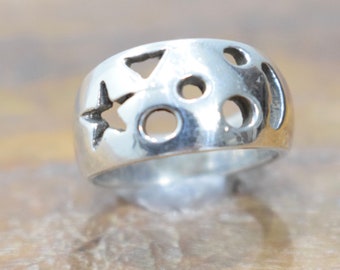 Ring Sterling Silver Cut Out  Band Ring