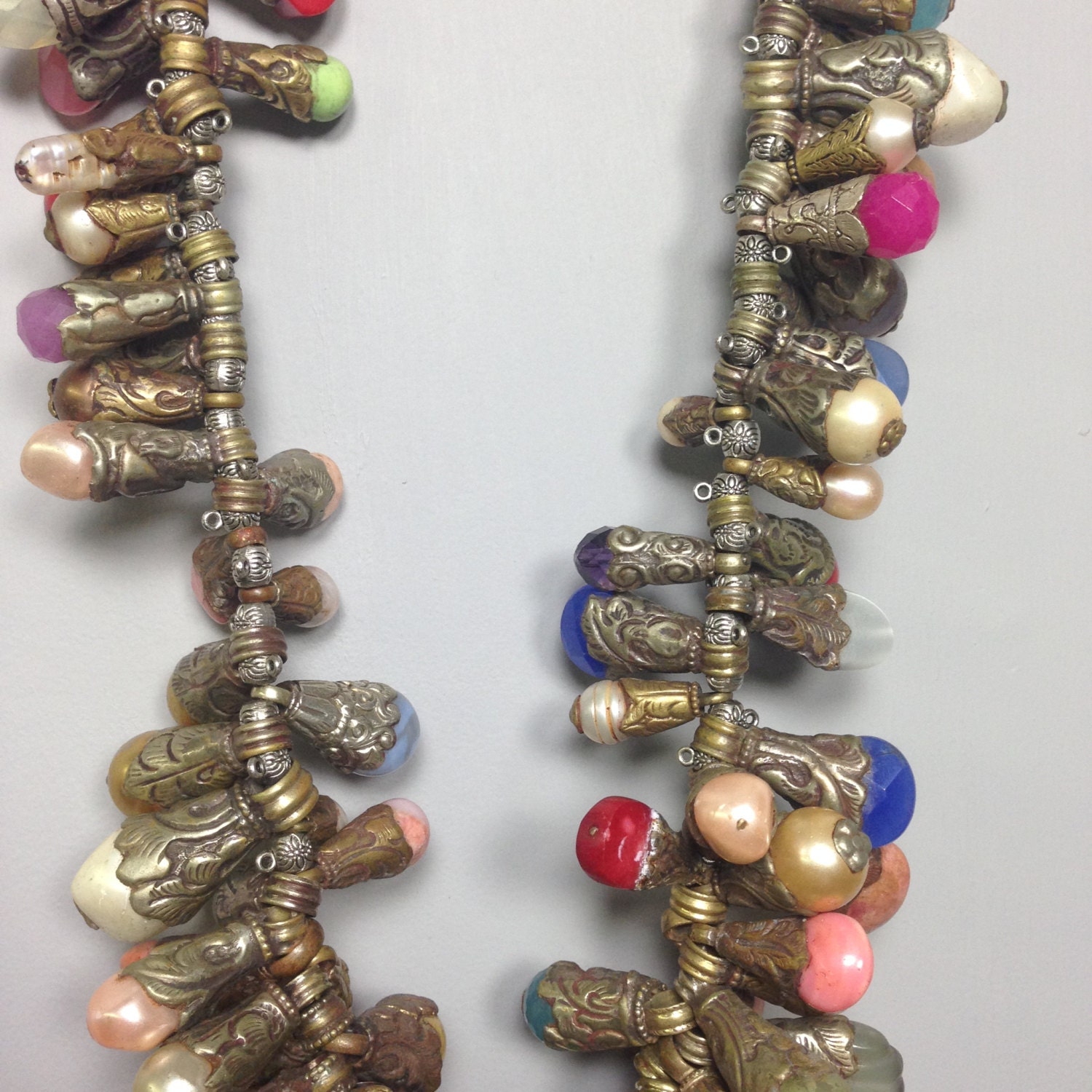 Necklaces Tibetan Nepal Assorted Colored Teardrop Pendant Necklace