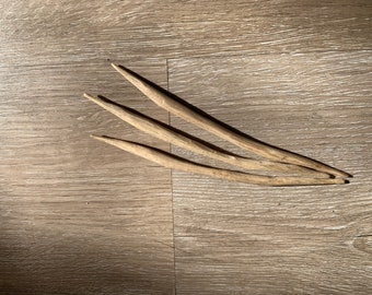Black Locust Wooden Cable Needles - Knitting Notion made from exotic wood - 1 ct.